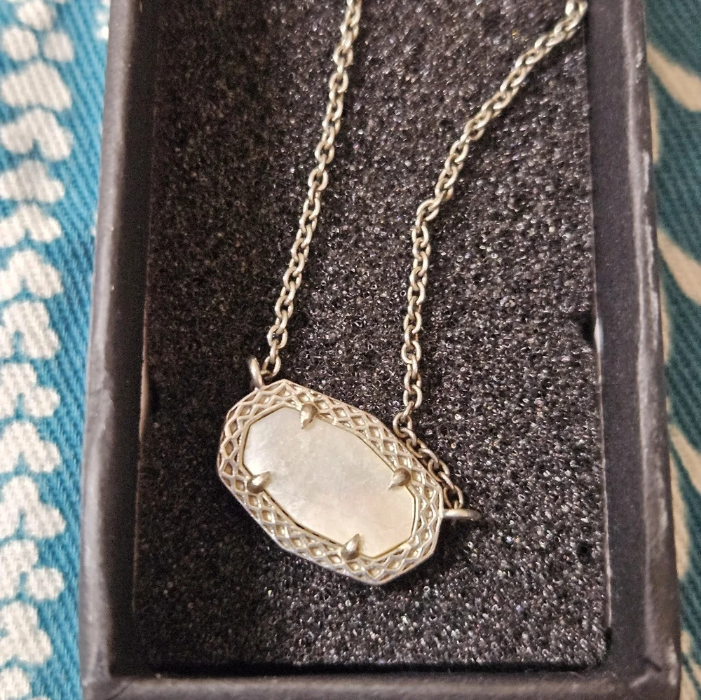 Necklace - Picture 3 of 3